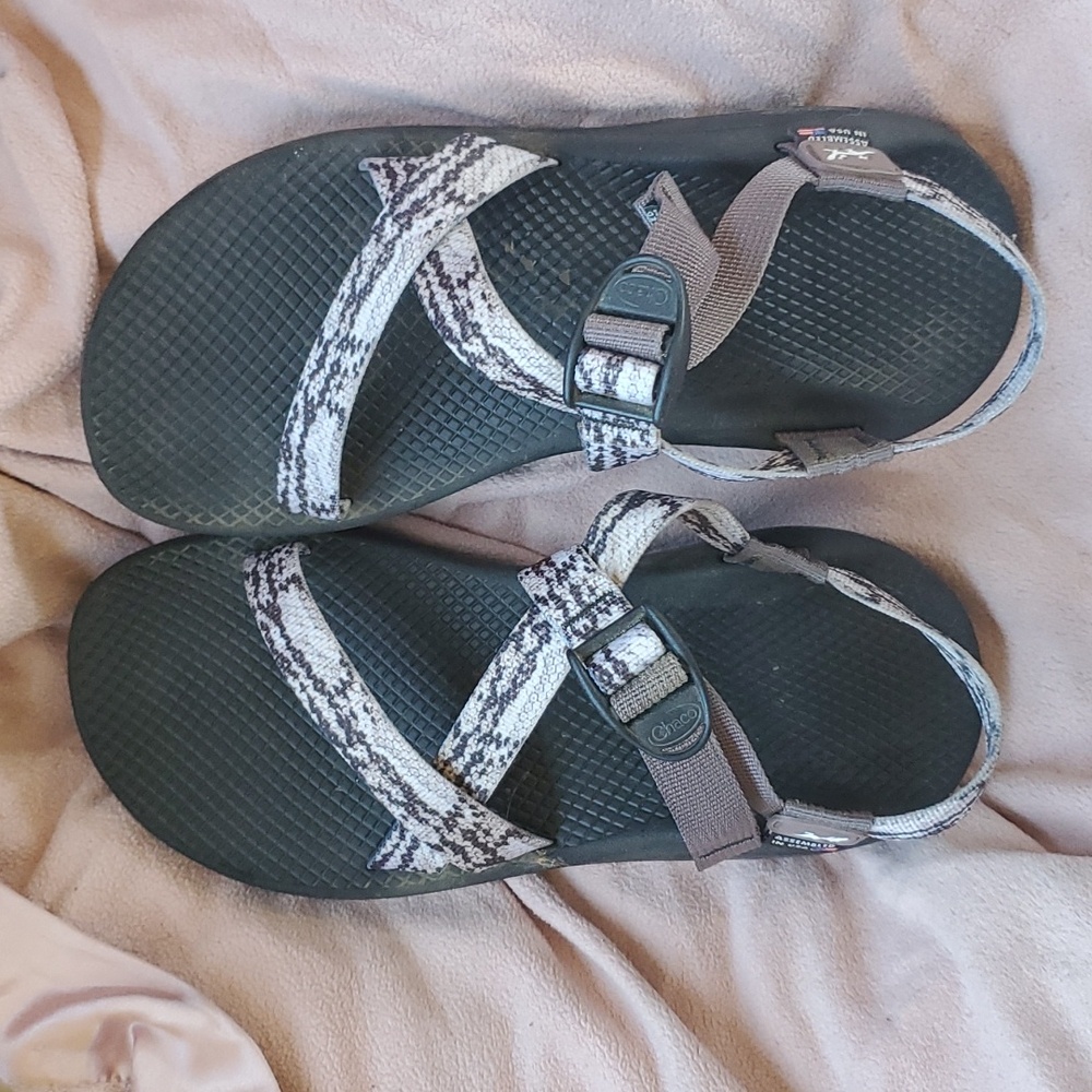Chaco Z1 sandal womens size 9